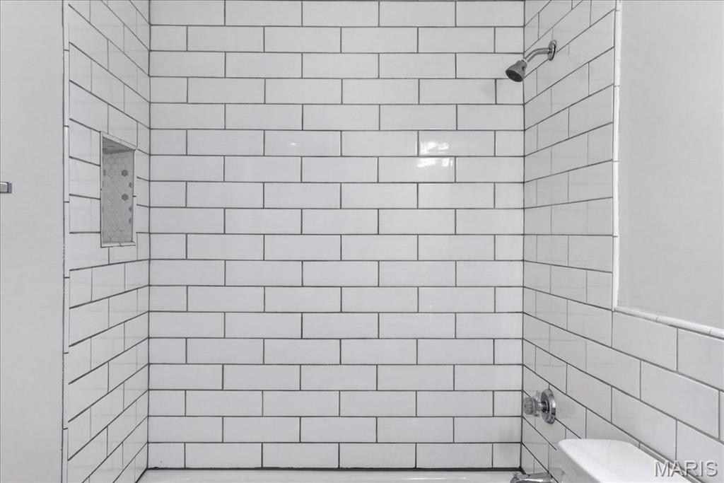 Summergate Garden Condos Ph4 - Residential