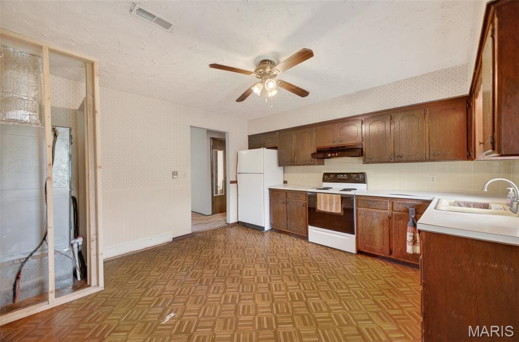 Hickory Hills - Residential