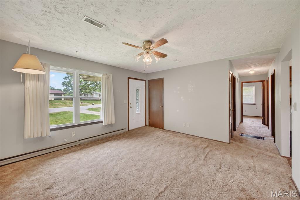 Hickory Hills - Residential