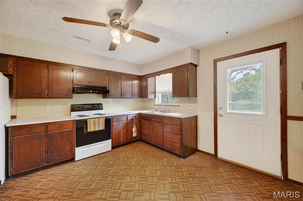 Hickory Hills - Residential