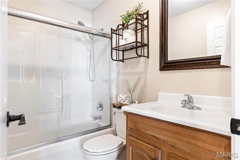 Tiny photo for 206 Wenona Drive, Washington, MO 63090 (MLS # 26018654)