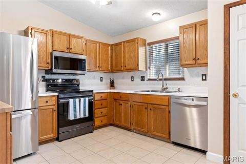 Tiny photo for 206 Wenona Drive, Washington, MO 63090 (MLS # 26018654)