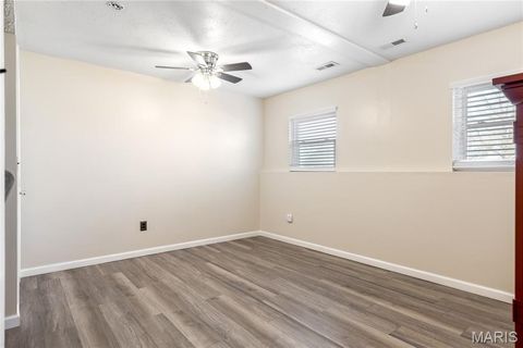 Tiny photo for 206 Wenona Drive, Washington, MO 63090 (MLS # 26018654)