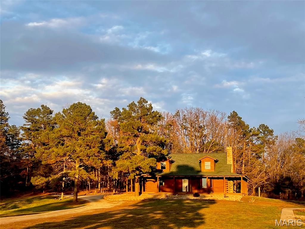 Photo of 1789 Madison 203, Fredericktown, MO 63645 (MLS # 25079775)