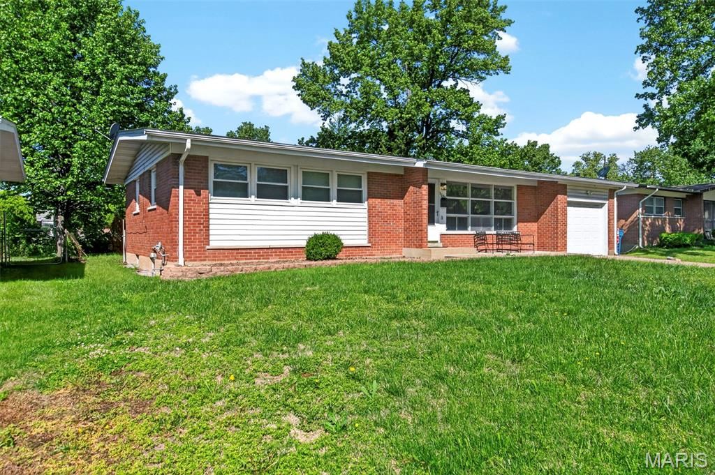 Photo of 9645 Venice Drive, St Louis, MO 63136 (MLS # 26022843)
