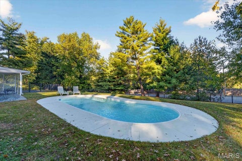 Tiny photo for 9000 Stonebridge Drive, St Louis, MO 63117 (MLS # 26068001)