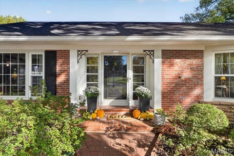 Tiny photo for 9000 Stonebridge Drive, St Louis, MO 63117 (MLS # 26068001)