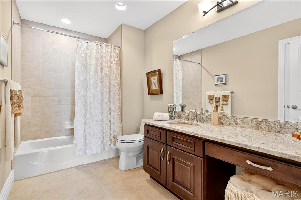 The Villas at Meadowbrook - Residential