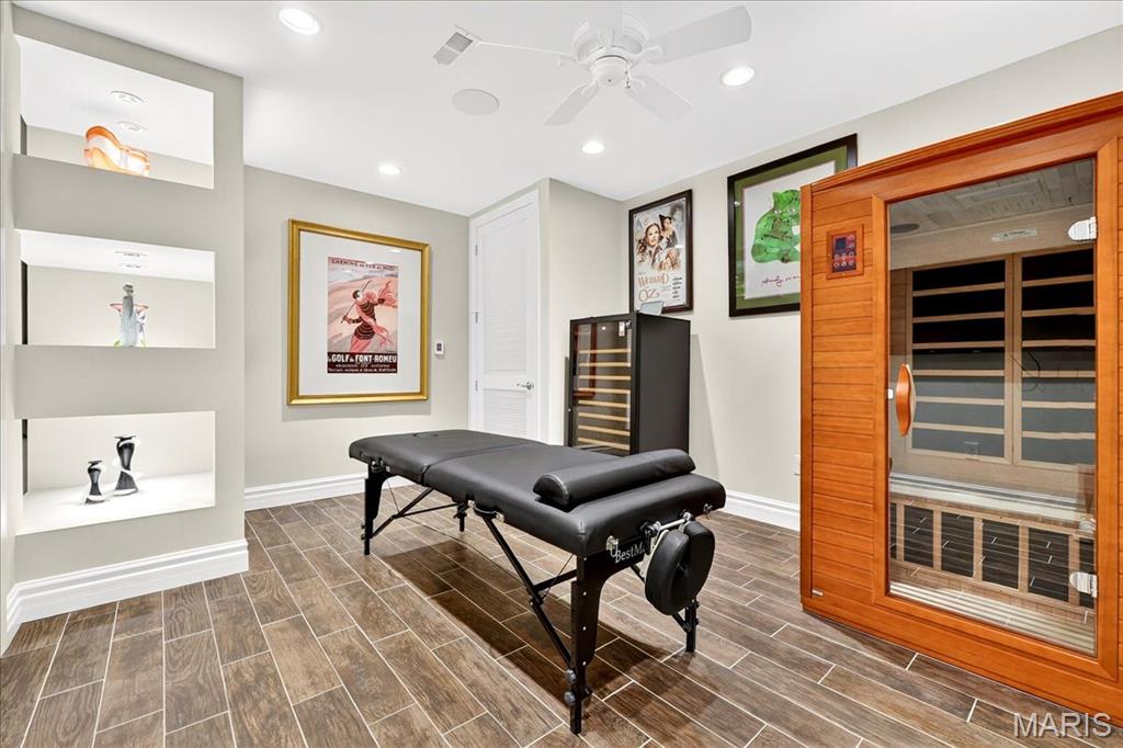 The Villas at Meadowbrook - Residential