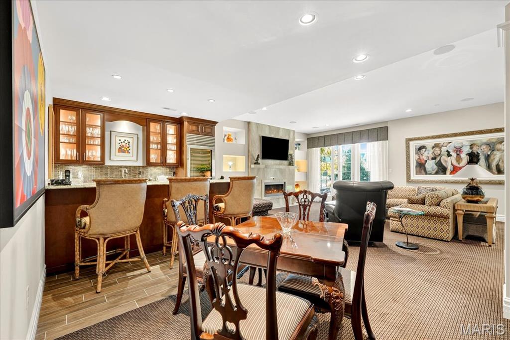 The Villas at Meadowbrook - Residential