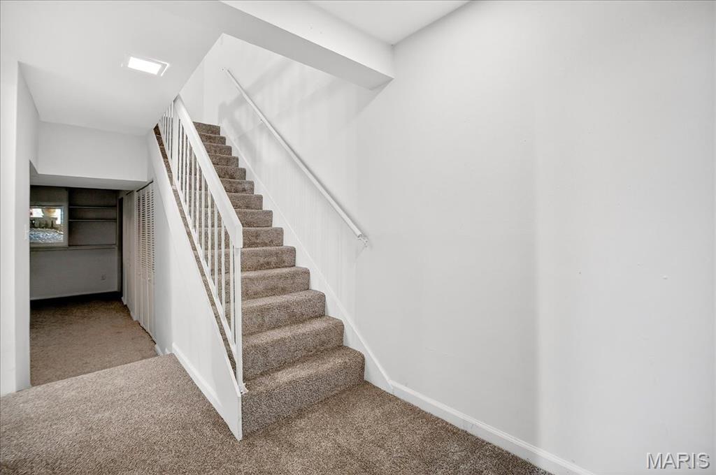 St Charles, Missouri 63303, United States, 2 Bedrooms Bedrooms, ,2 BathroomsBathrooms,Residential,Active,194954