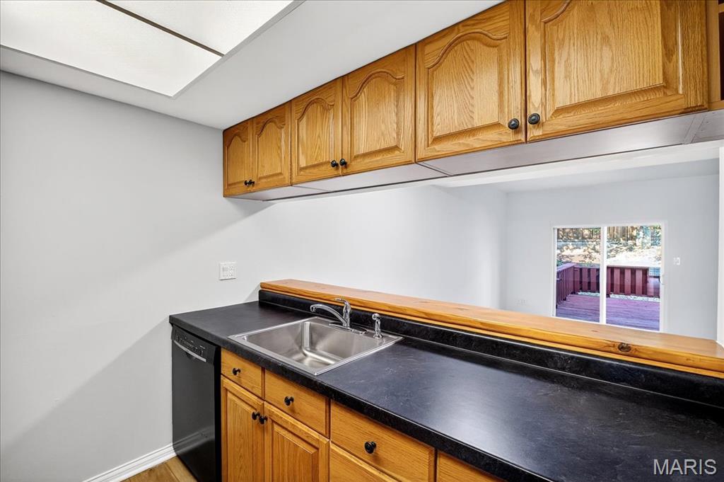 St Charles, Missouri 63303, United States, 2 Bedrooms Bedrooms, ,2 BathroomsBathrooms,Residential,Active,194954