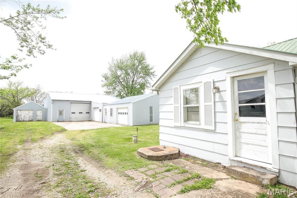 Photo of 1882 Krausetown Road, Owensville, MO 65066 (MLS # 26023264)