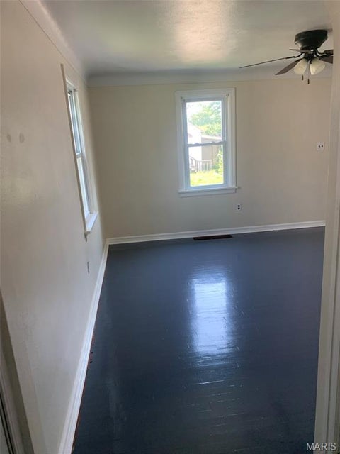 Tiny photo for 307 E Apple Avenue, Owensville, MO 65066 (MLS # 26068964)