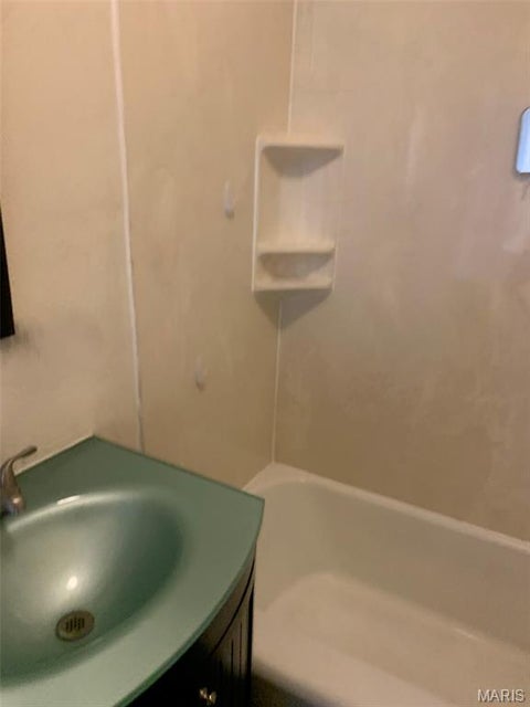 Tiny photo for 307 E Apple Avenue, Owensville, MO 65066 (MLS # 26068964)