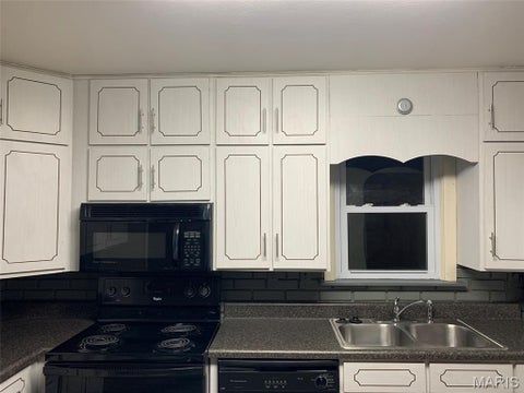 Tiny photo for 307 E Apple Avenue, Owensville, MO 65066 (MLS # 26068964)
