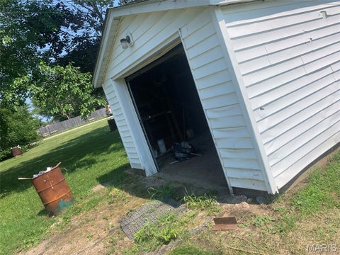 Tiny photo for 307 E Apple Avenue, Owensville, MO 65066 (MLS # 26068964)