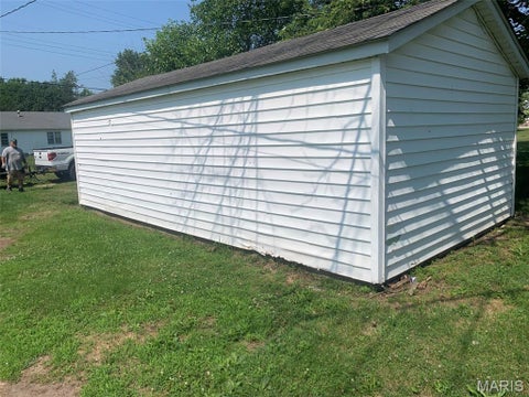 Tiny photo for 307 E Apple Avenue, Owensville, MO 65066 (MLS # 26068964)