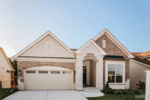 5374 Tesson Court St Louis MO 63128