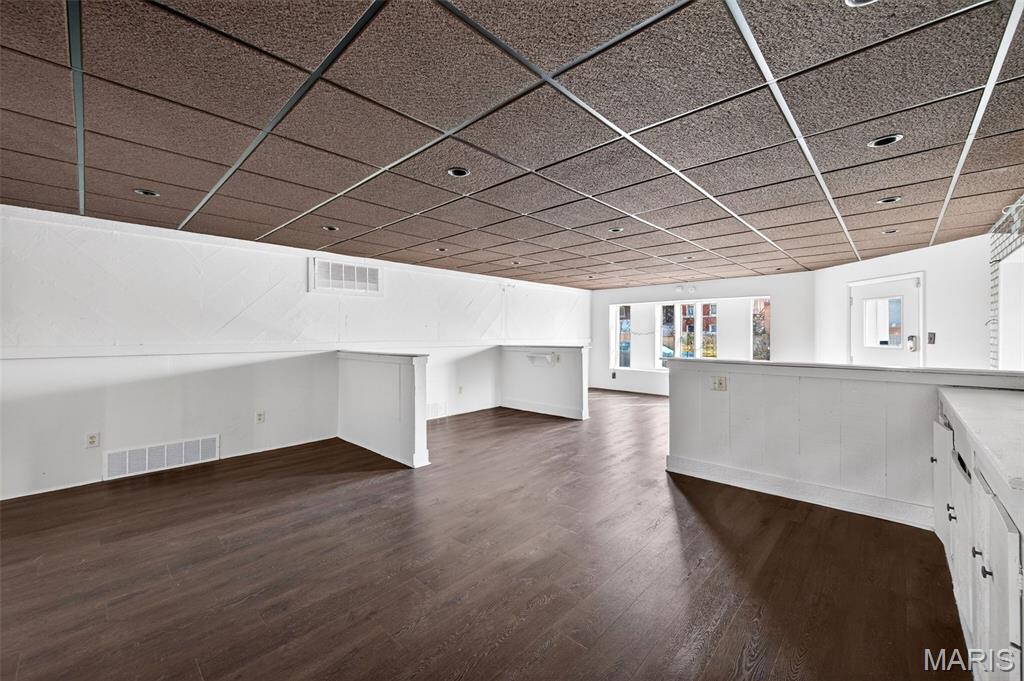 St. Louis City - Commercial Sale