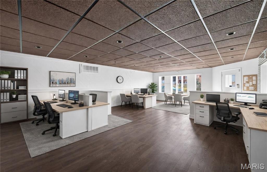 St. Louis City - Commercial Sale