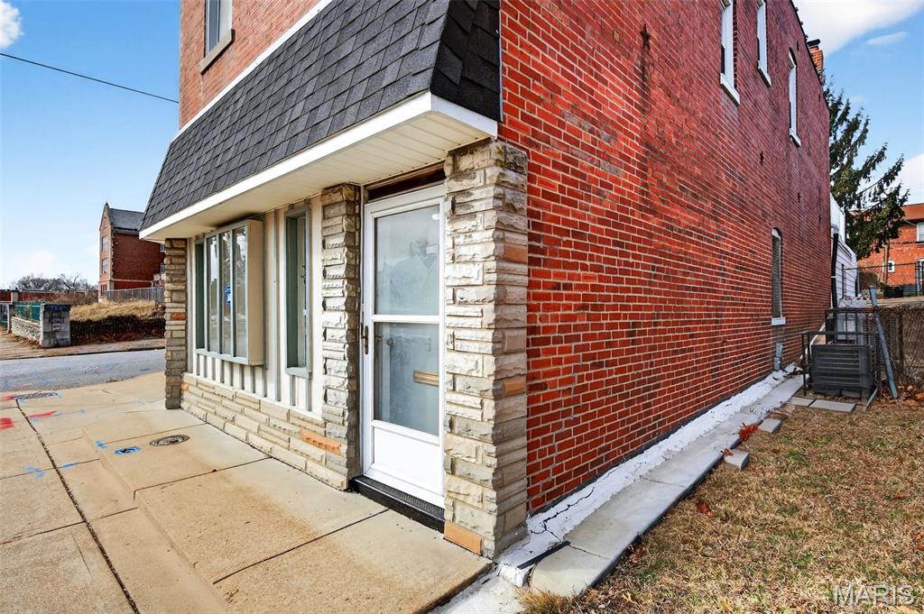 St. Louis City - Commercial Sale