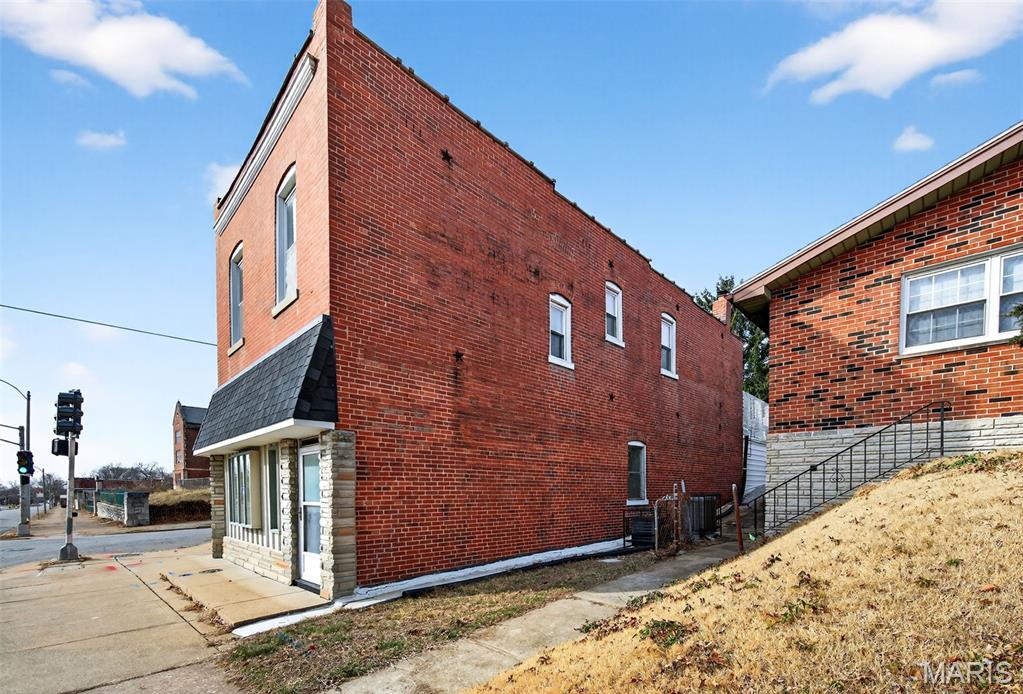 St. Louis City - Commercial Sale