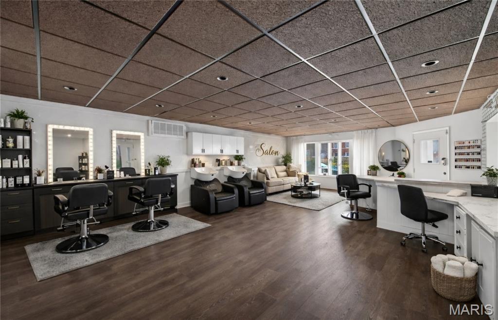 St. Louis City - Commercial Sale