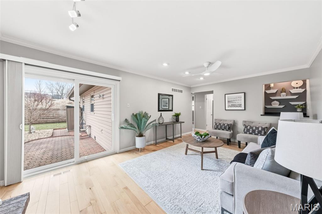 Valley Oaks - Residential