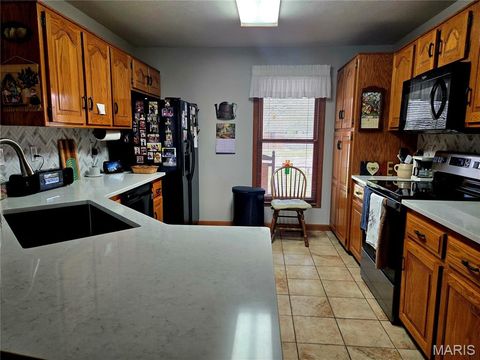 Tiny photo for 909 Daytona Drive, Lebanon, MO 65536 (MLS # 26018916)