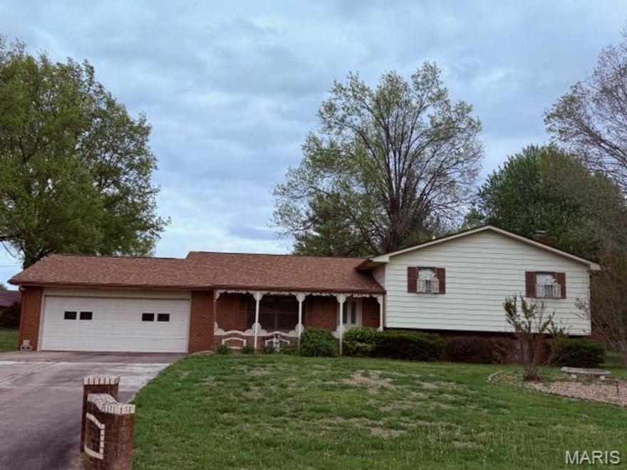 Check out this spacious 4 bedroom, 4 full bath home in the center of Jackson. A brand new roof, water heater, and electrical panel were installed in the fall of 2025. This home offers a variety of endless options .. so much space! Call today for a showing appointment.