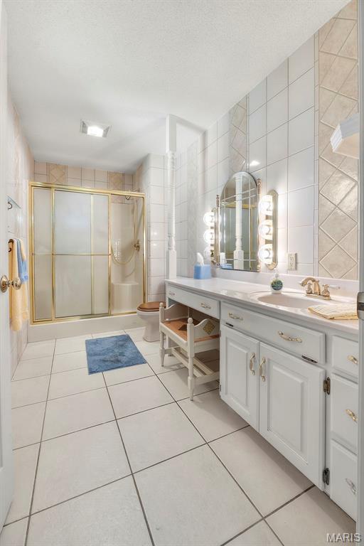 Country Club Place - Residential