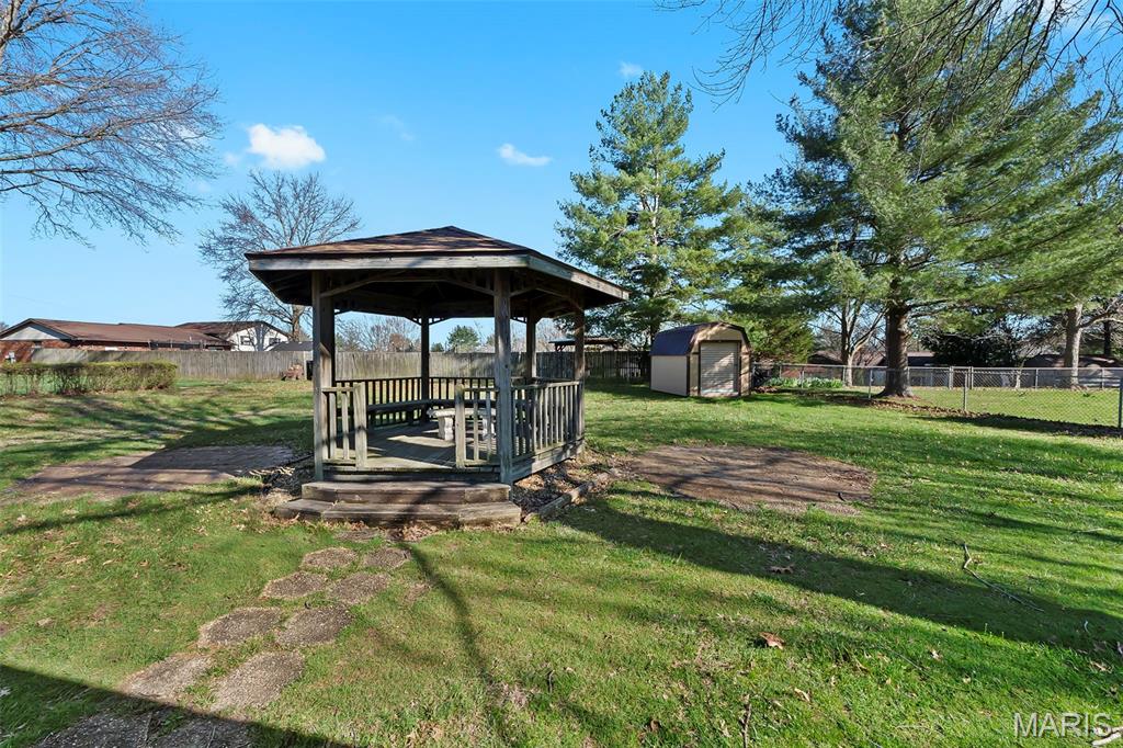 Country Club Place - Residential