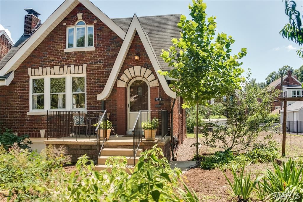 Photo of 7322 Drexel Drive, University City, MO 63130 (MLS # 26041961)
