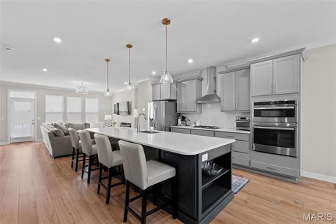 Tiny photo for 8933 Eager Road, St Louis, MO 63144 (MLS # 26019040)