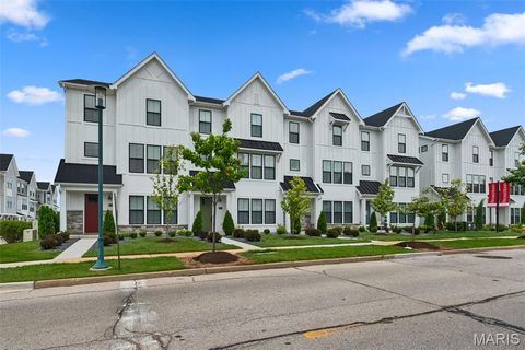 Tiny photo for 8933 Eager Road, St Louis, MO 63144 (MLS # 26019040)