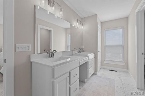 Tiny photo for 8933 Eager Road, St Louis, MO 63144 (MLS # 26019040)