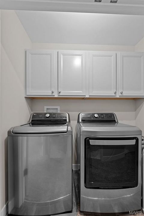 Tiny photo for 8933 Eager Road, St Louis, MO 63144 (MLS # 26019040)