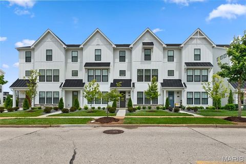 Tiny photo for 8933 Eager Road, St Louis, MO 63144 (MLS # 26019040)