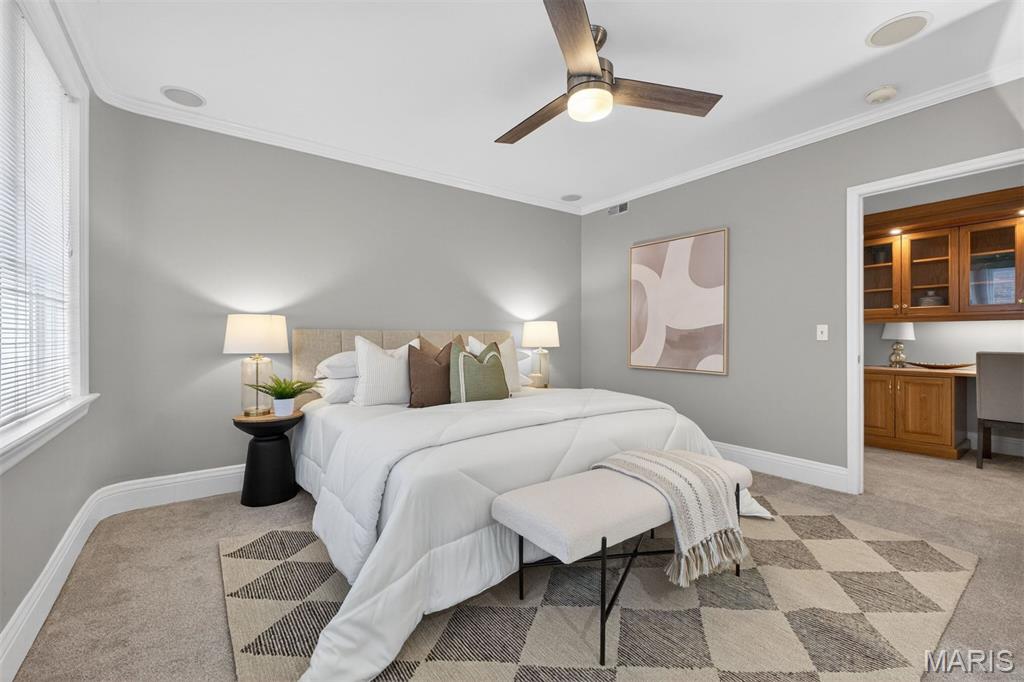 Wydown Pointe Condo - Residential