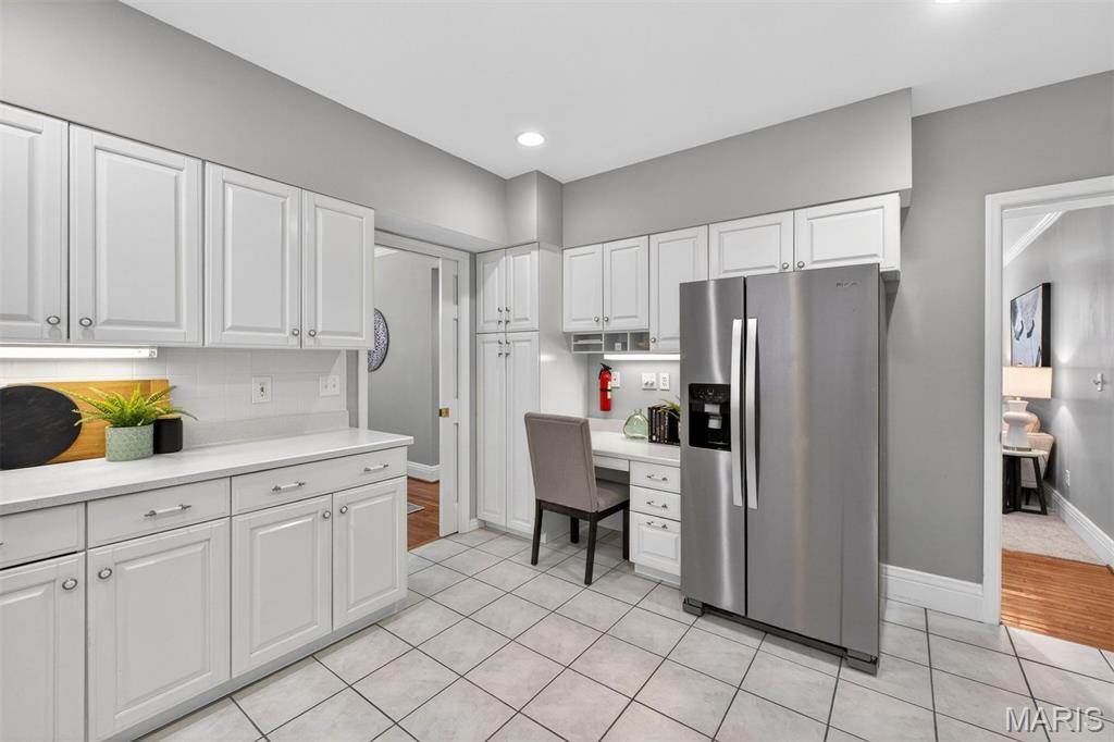 Wydown Pointe Condo - Residential