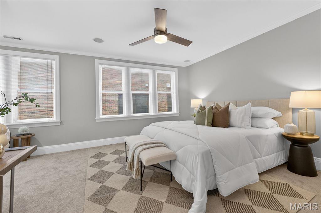 Wydown Pointe Condo - Residential