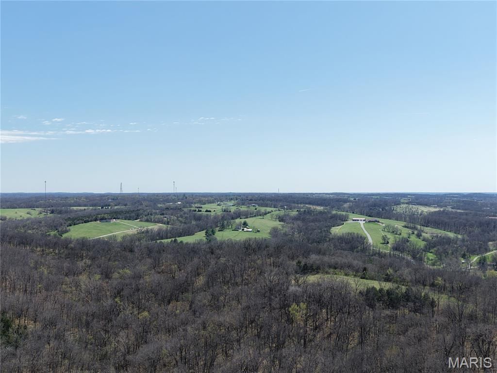 Photo of 1806 Robinson Ave, Hannibal, MO 63401 (MLS # 26020445)