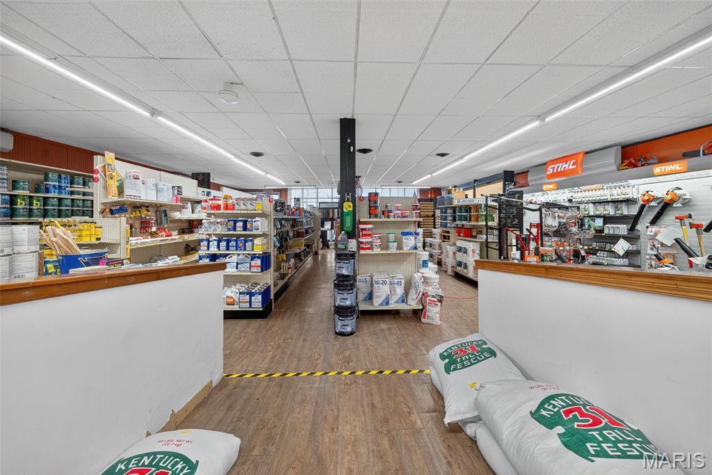 Town/Wright City - Commercial Sale