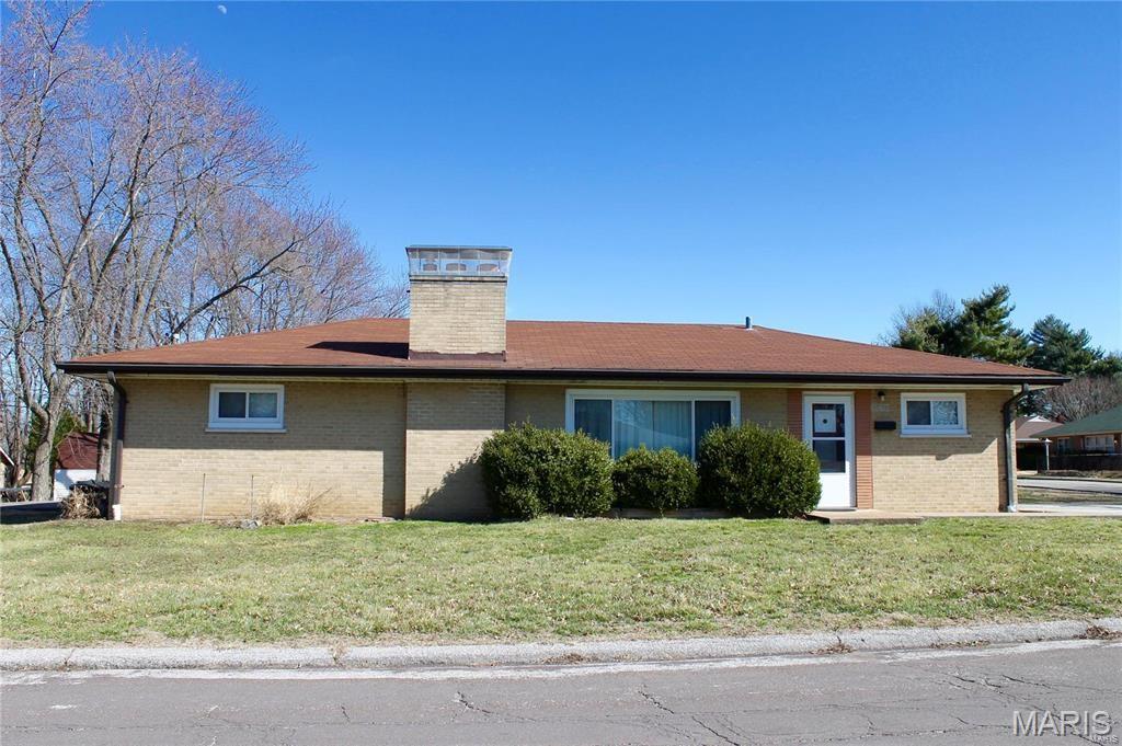 St Louis, Missouri 63114, United States, 3 Bedrooms Bedrooms, ,2 BathroomsBathrooms,Residential,Active,190701 St Louis, Missouri 63114, United States, 3 Bedrooms Bedrooms, ,2 BathroomsBathrooms,Residential,Active,190701