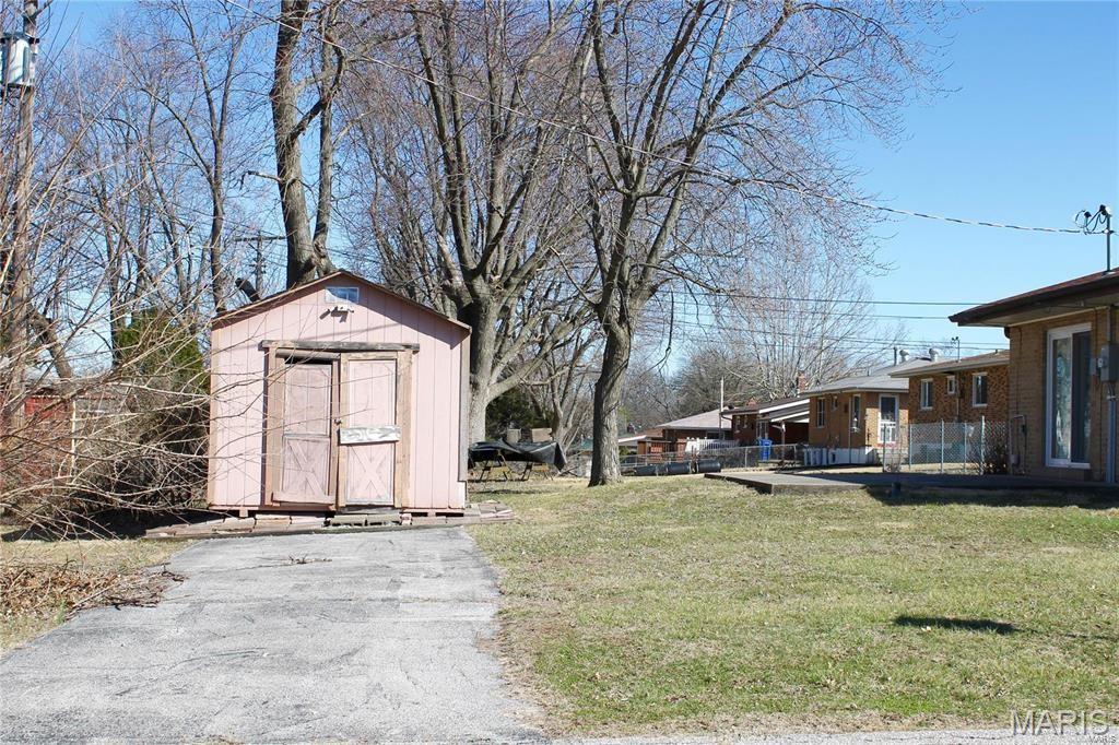 St Louis, Missouri 63114, United States, 3 Bedrooms Bedrooms, ,2 BathroomsBathrooms,Residential,Active,190701