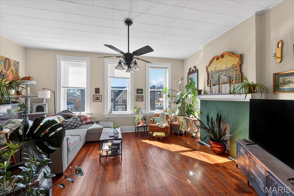 City/St Louis - Residential Income