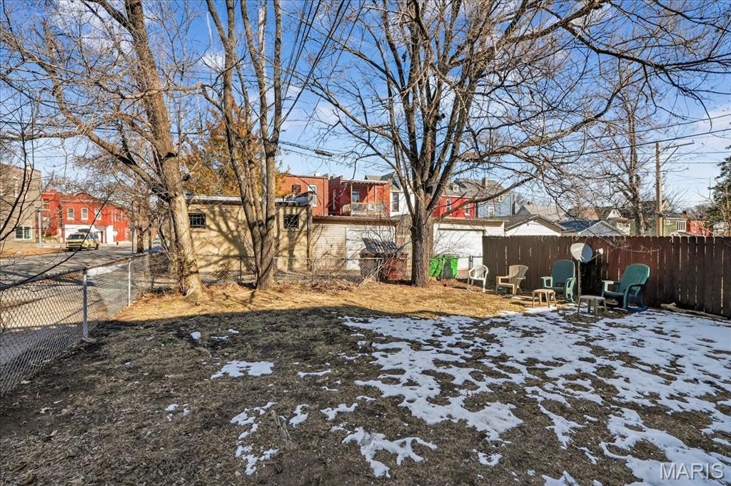 City/St Louis - Residential Income