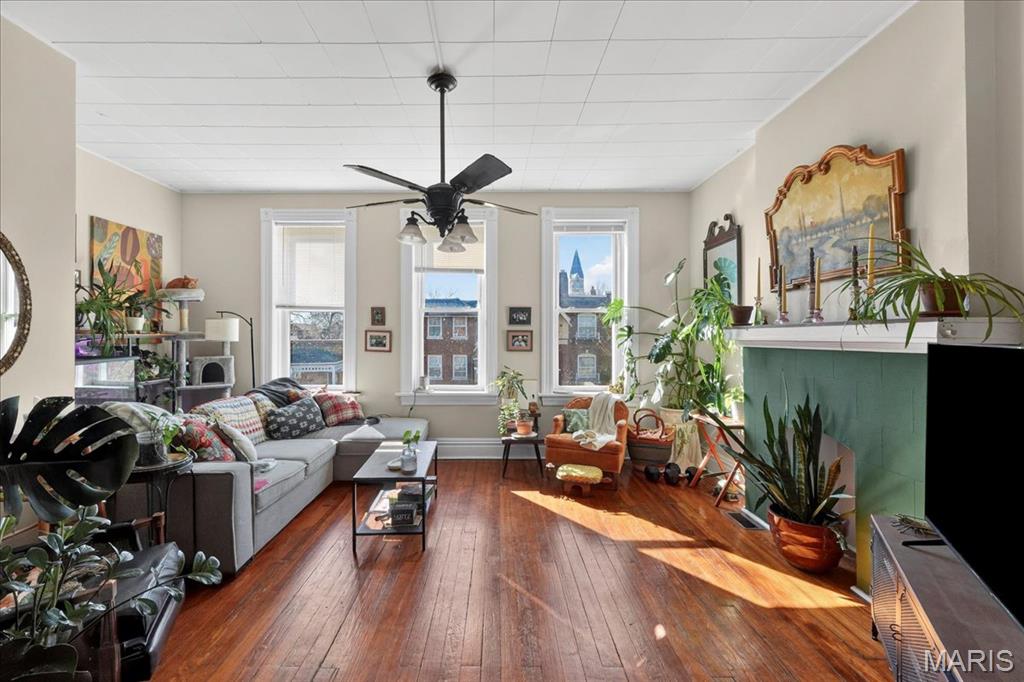 City/St Louis - Residential Income