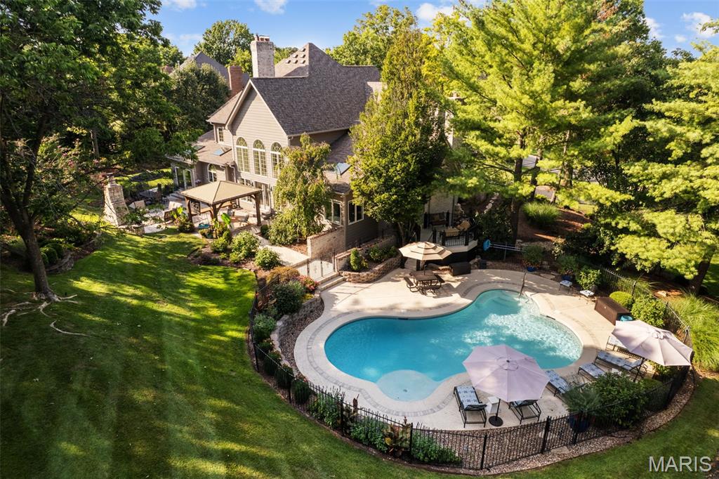 Kingspointe 2B - Residential